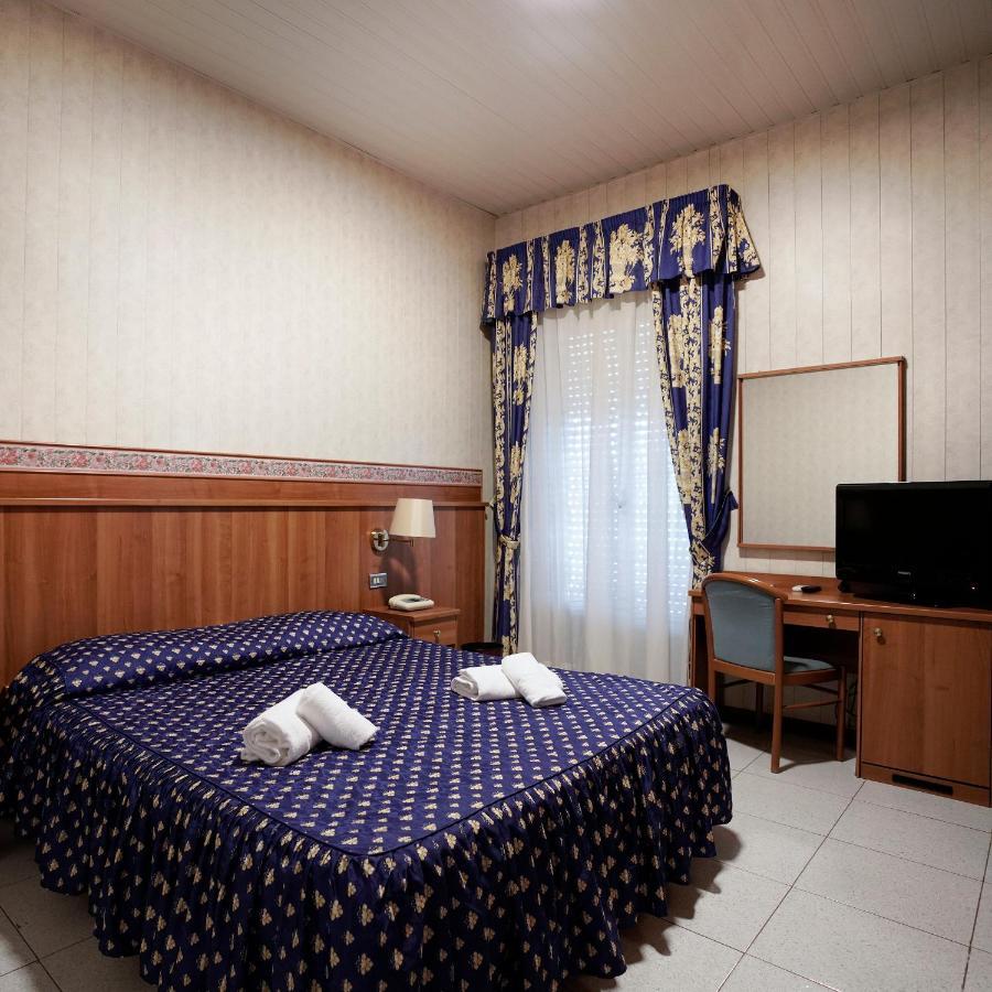 Hotel Capys Capua Kültér fotó